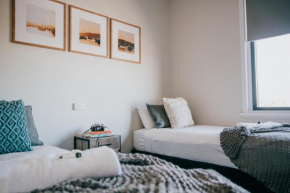 Gunyah Hotel, Belmont